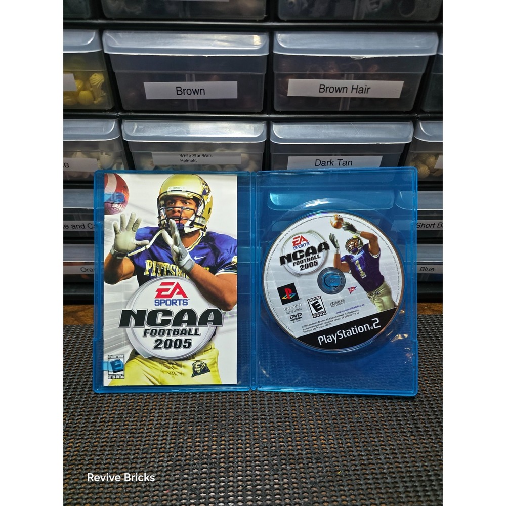 NCAA Football 2005 (Sony PlayStation 2 PS2, 2004) Game and Manual Tested Working